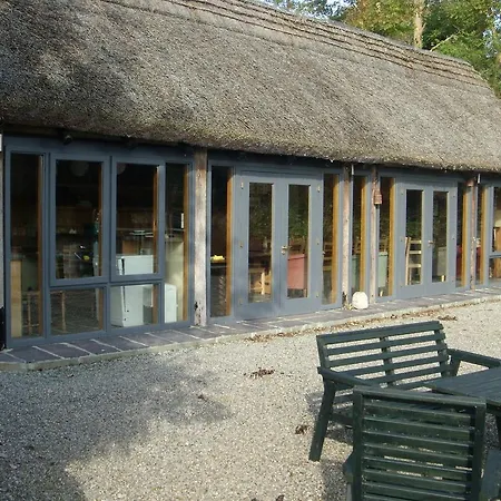 Glasson Lakeshore Cabins Lodge *