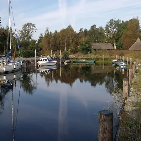 Lodge Glasson Lakeshore Cabins Athlone