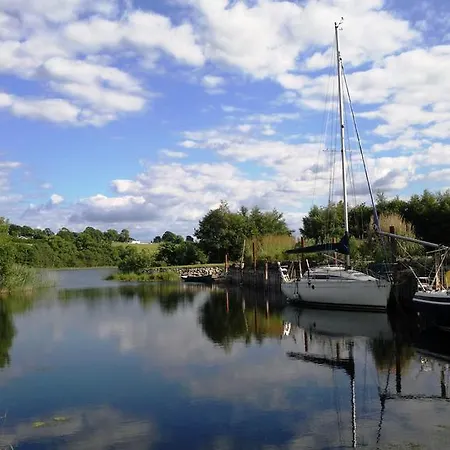 Glasson Lakeshore Cabins Lodge *